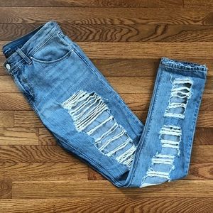 Levi’s Ripped Dad Jeans
